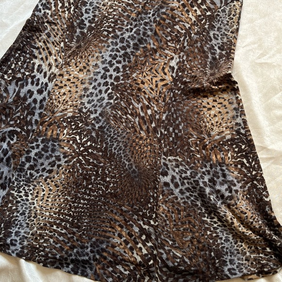 Karen Kane Vintiage Leopard and Multiple Animal Print Skirt - Picture 2 of 8